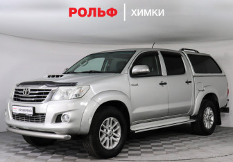 Подержанный автомобиль Toyota Hilux 2012 года (1 фото)