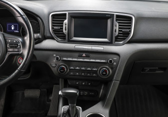 Подержанный автомобиль Kia Sportage 2018 года (15 фото)
