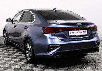 Подержанный автомобиль Kia Cerato Sedan 2018 года (5 фото)