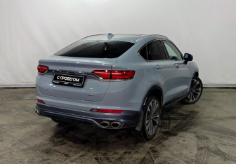 Подержанный автомобиль Geely Tugella 2022 года (7 фото)