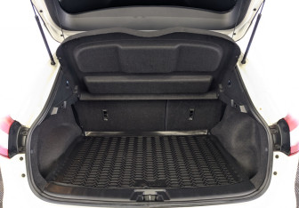 Подержанный автомобиль Nissan Qashqai 2014 года (9 фото)