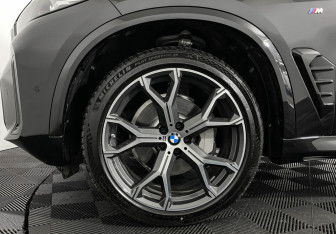 Новый BMW X5 2025 (7 фото)