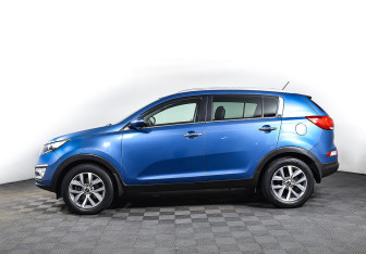 Подержанный автомобиль Kia Sportage 2015 года (3 фото)