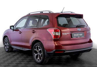 Подержанный автомобиль Subaru Forester Suv 2014 года (7 фото)
