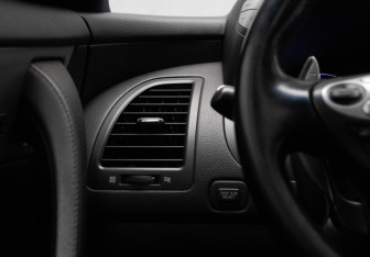 Подержанный автомобиль Infiniti FX 2012 года (14 фото)