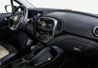 Подержанный автомобиль Renault Kaptur 2021 года (7 фото)