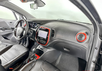Подержанный автомобиль Renault Kaptur 2018 года (9 фото)