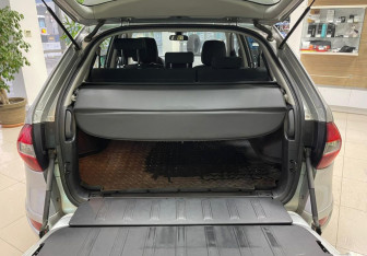 Подержанный автомобиль Renault Koleos 2012 года (18 фото)