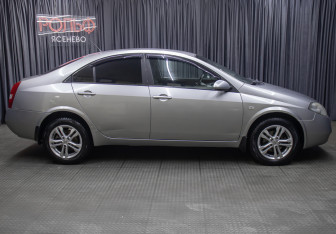 Подержанный автомобиль Nissan Primera Sedan 2003 года (4 фото)