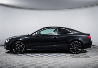 Подержанный автомобиль Audi A5 Coupe 2013 года (8 фото)