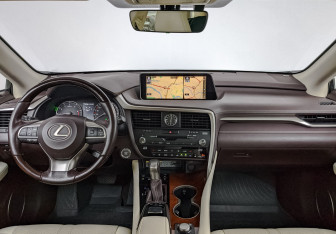 Подержанный автомобиль Lexus RX 2015 года (14 фото)