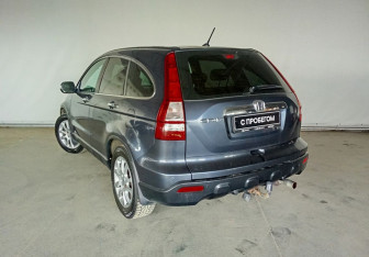 Подержанный автомобиль Honda CR-V 2008 года (4 фото)