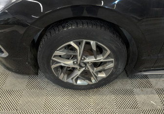 Подержанный автомобиль Hyundai Sonata 2022 года (17 фото)