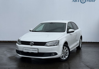Подержанный автомобиль Volkswagen Jetta Sedan 2013 года (1 фото)