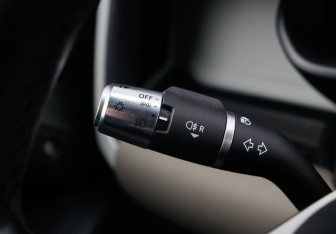 Подержанный автомобиль Land Rover Defender Suv 2022 года (29 фото)