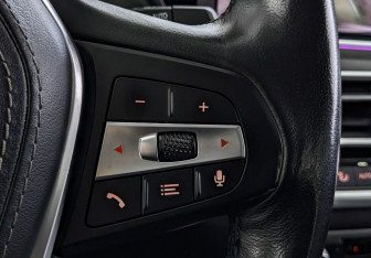 Подержанный автомобиль BMW X5 2018 года (30 фото)