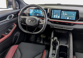 Подержанный автомобиль Geely Coolray 2024 года (27 фото)