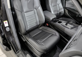 Подержанный автомобиль Haval F7x 2022 года (24 фото)