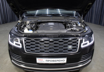 Подержанный автомобиль Land Rover Range Rover 2018 года (9 фото)