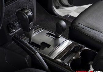 Подержанный автомобиль Mitsubishi Pajero 2021 года (15 фото)