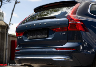 Новый Volvo XC60 2025 (3 фото)