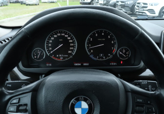 Подержанный автомобиль BMW X5 2014 года (11 фото)