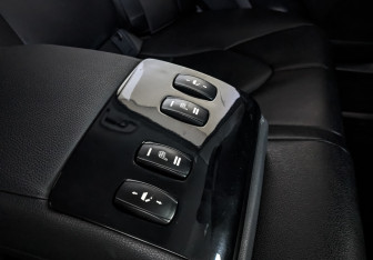 Подержанный автомобиль Toyota Camry Sedan 2020 года (28 фото)