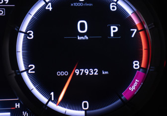 Подержанный автомобиль Lexus ES 2020 года (12 фото)