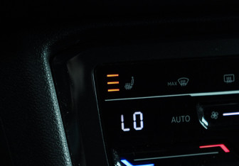 Подержанный автомобиль Volkswagen Tiguan 2021 года (15 фото)