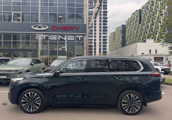 Подержанный автомобиль Exeed VX 2022 года (8 фото)