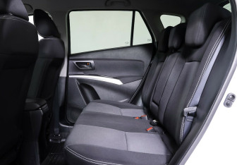 Подержанный автомобиль Suzuki SX4 Hatchback 2014 года (18 фото)