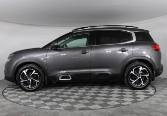 Подержанный автомобиль Citroen C5 Aircross 2019 года (8 фото)