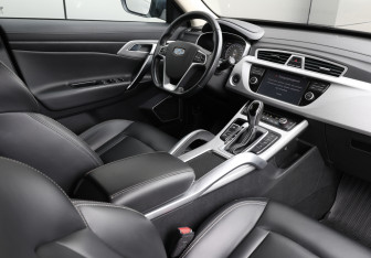 Подержанный автомобиль Geely Atlas 2019 года (13 фото)