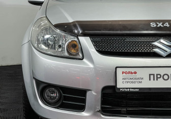 Подержанный автомобиль Suzuki SX4 Hatchback 2008 года (14 фото)