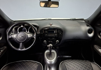Подержанный автомобиль Nissan Juke 2014 года (16 фото)