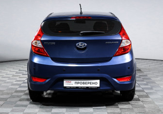 Подержанный автомобиль Hyundai Solaris Hatchback 2012 года (6 фото)
