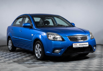 Подержанный автомобиль Kia Rio Sedan 2011 года (3 фото)