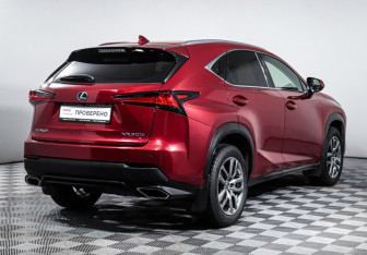 Подержанный автомобиль Lexus NX 2020 года (6 фото)