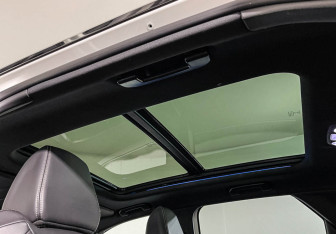 Подержанный автомобиль Peugeot 3008 2018 года (16 фото)