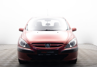 Подержанный автомобиль Peugeot 307 Hatchback 2003 года (8 фото)