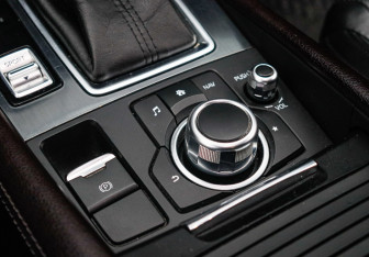 Подержанный автомобиль Mazda 6 Sedan 2017 года (16 фото)