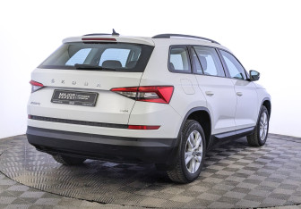 Подержанный автомобиль Skoda Kodiaq 2021 года (5 фото)