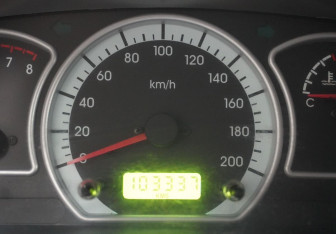 Подержанный автомобиль Daewoo Nexia Sedan 2009 года (12 фото)