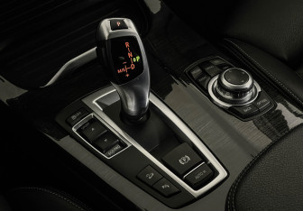 Подержанный автомобиль BMW X3 2015 года (17 фото)