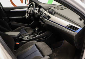 Подержанный автомобиль BMW X2 2019 года (20 фото)
