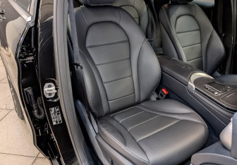 Подержанный автомобиль Mercedes-Benz GLC Coupe 2022 года (24 фото)