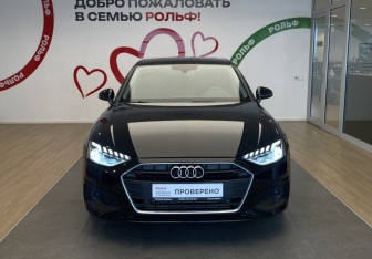 Подержанный автомобиль Audi A4 Sedan 2020 года (2 фото)