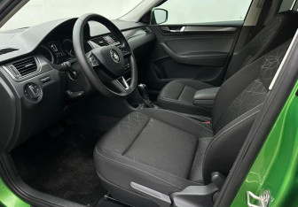 Подержанный автомобиль Skoda Rapid Liftback 2018 года (9 фото)