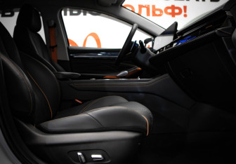 Подержанный автомобиль Omoda S5 GT 2023 года (28 фото)