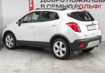 Подержанный автомобиль Opel Mokka 2013 года (6 фото)